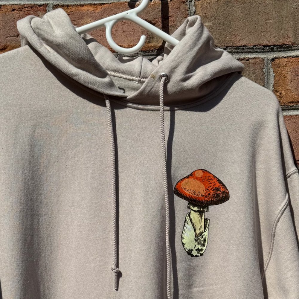 Bowery Supply Co Mushroom Pullover Hoodie SML - Off-White/Cream, Screen Printed